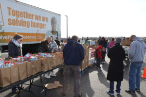 Minooka, Mobile Food Pantry, Serving, Northern Illinois Food Bank