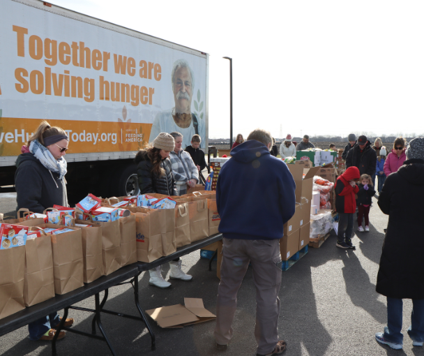 Mobile Food Pantry Minooka Feeding Hungry Families Northern Illinois Food Bank hosted by The Village Christian Church in the village of Minooka