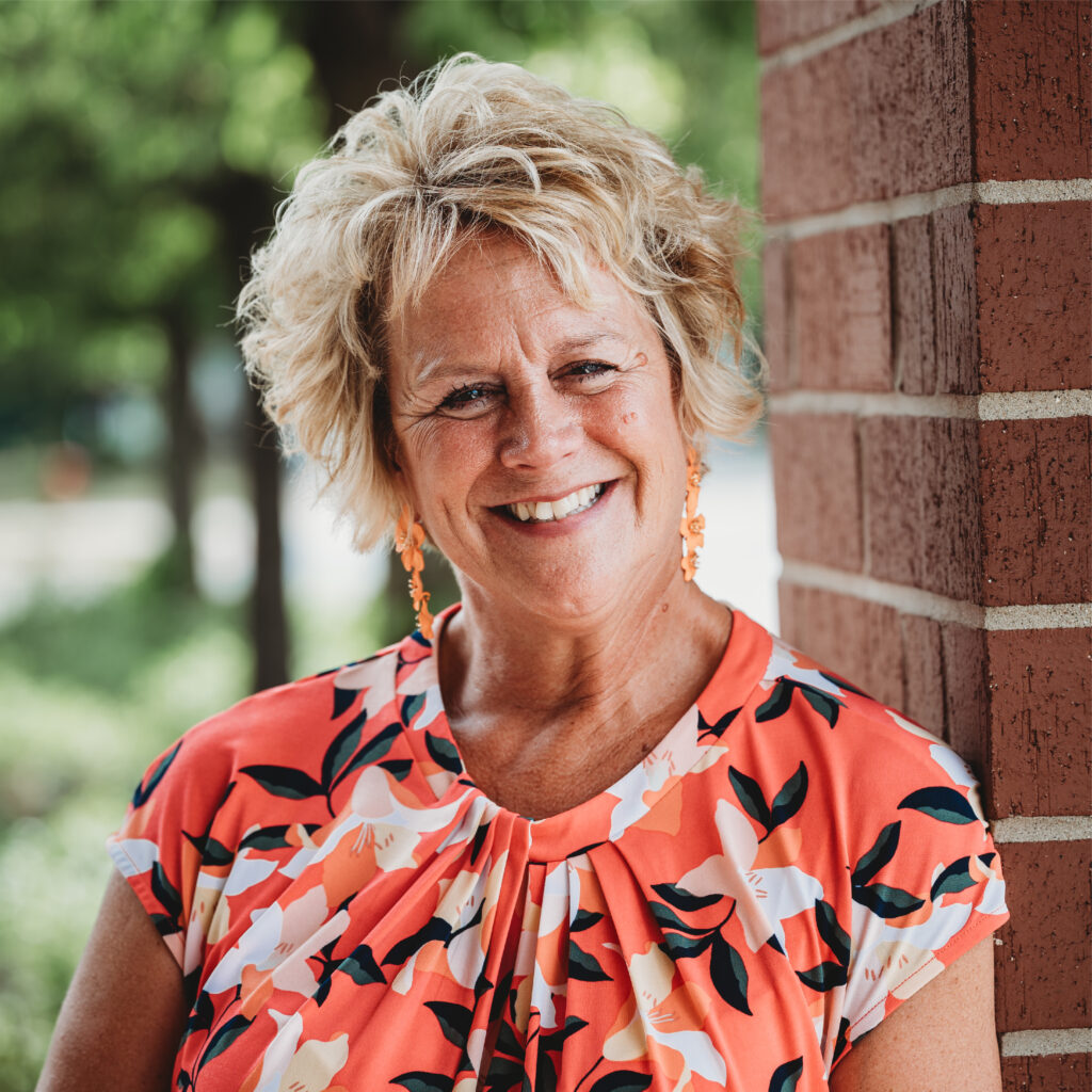 Bev Pierce Shorewood Connections
