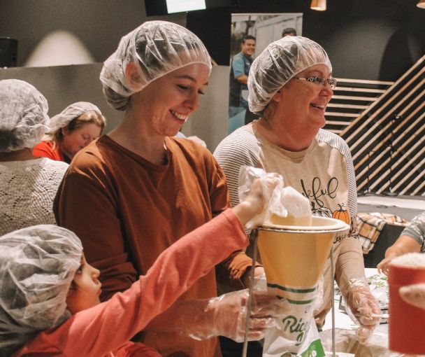Serving Meal Pack Serving With Time